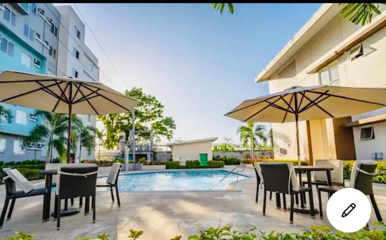 8 Spatial Condominium Davao City Exterior foto
